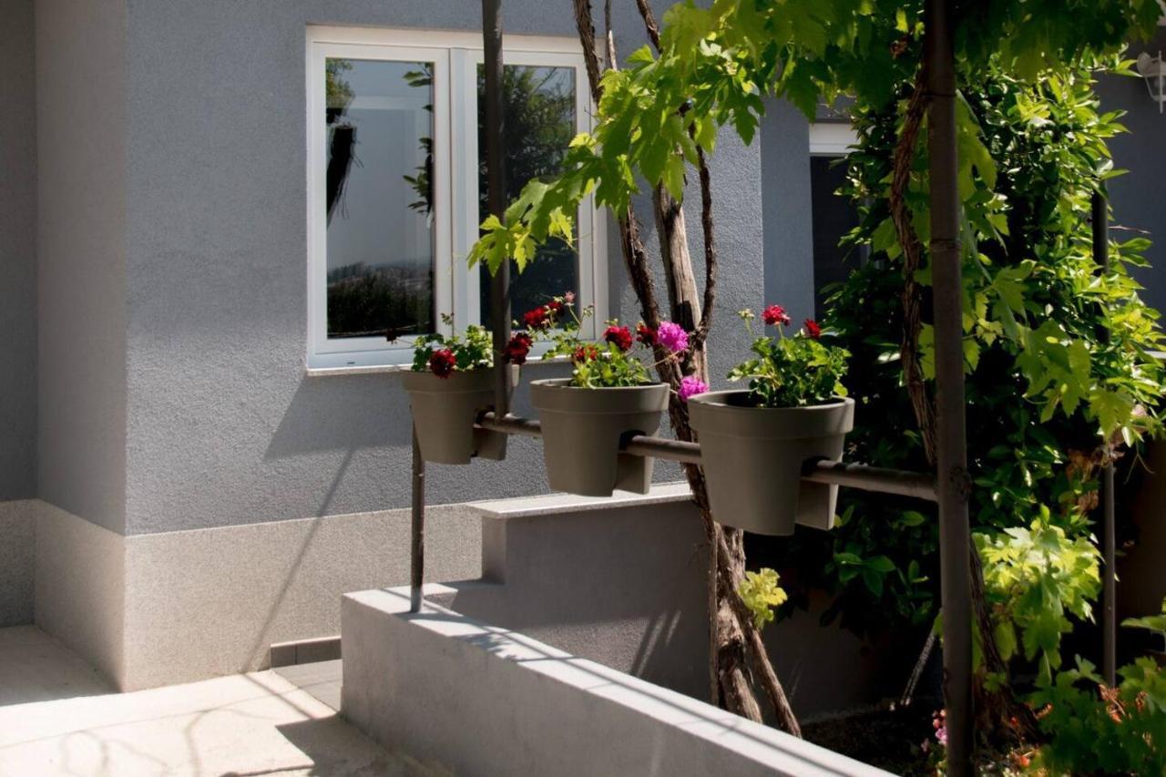 Apartment Bruna Solin Exterior photo